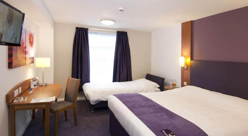 Premier Inn Glasgow - Bellshill Мъдъруел Стая снимка