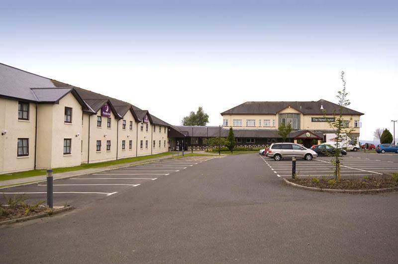 Premier Inn Glasgow - Bellshill Мъдъруел Екстериор снимка