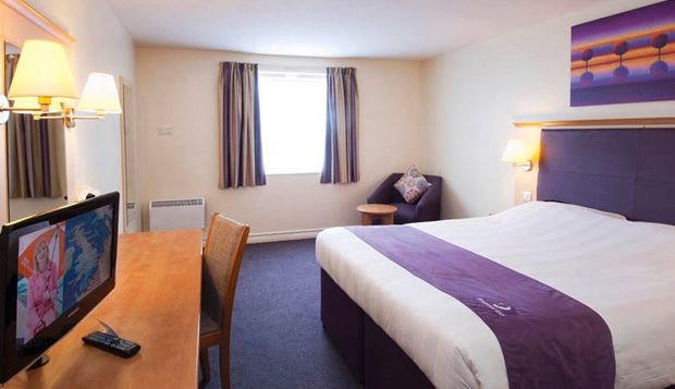 Premier Inn Glasgow - Bellshill Мъдъруел Екстериор снимка
